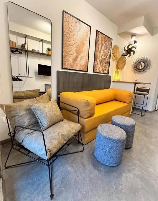 Studio Art Av Liberdade Sao Paulo Apartment